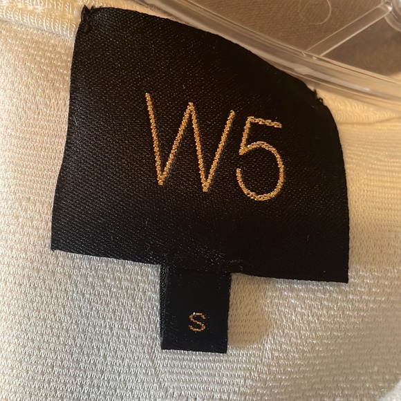 White knot dot top - Picture 3 of 4